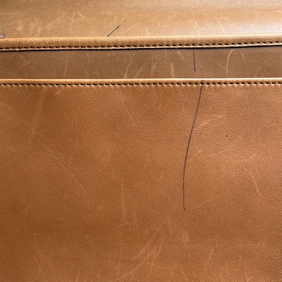 Rafael | Vintage Brown Leather Classic Briefcase Laptop Bag - Picture 6 of 15